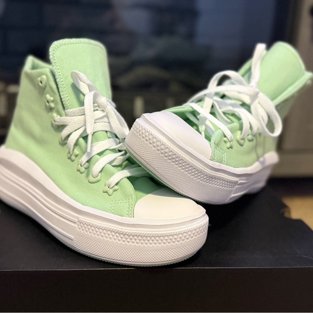 Stylish Mint Green High-Top Sneakers